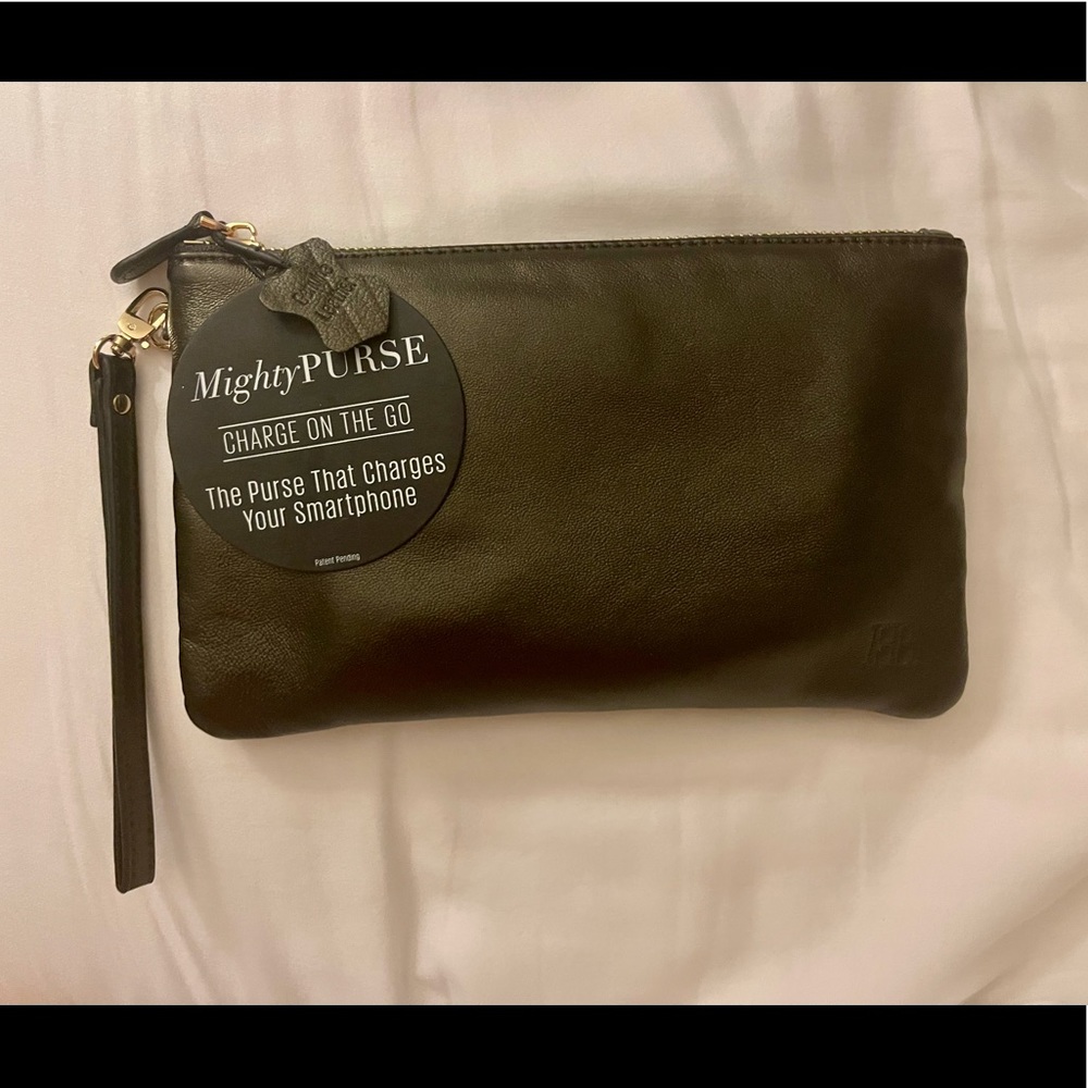 For iPhones 5-6plus (see photos) Charger Purse (HButler Mighty Purse)